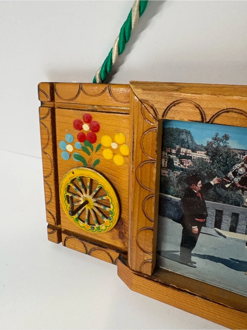 ⁠Vintage Sicilian Horse Cart Wood Wall Plaque Carretto Siciliano Italy Folk Art⁠